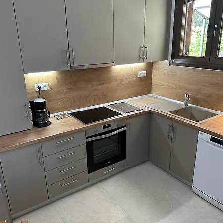 Maisonette Angeliki, Spathies - Sithonia بيت للعطل