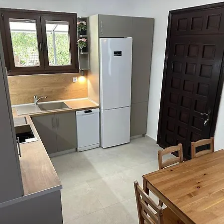 Maisonette Angeliki, Spathies - Sithonia بيت للعطل كالوغريا