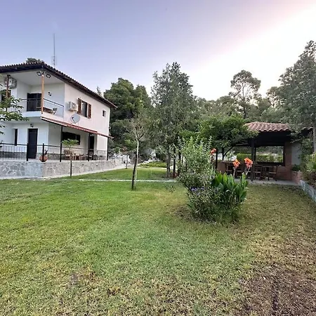 Maisonette Angeliki, Spathies - Sithonia بيت للعطل كالوغريا